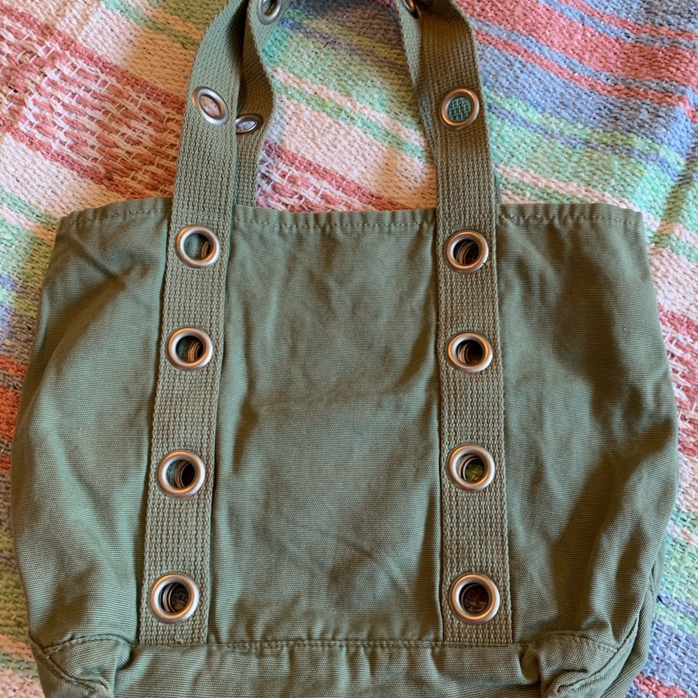 Small old navy hand bag